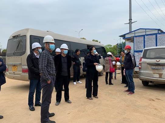 武漢市洪山區(qū)人大代表視察我校新校區(qū)建設(shè)